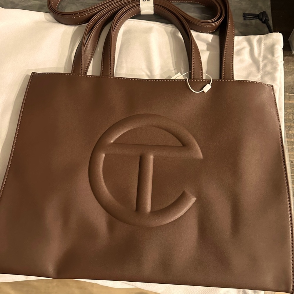❤️ SOLD!!! NWT! - BRAND NEW TELFAR CHOCOLATE MEDIUM SHOPPING BAG